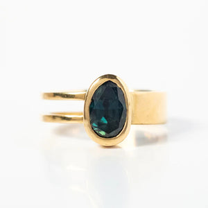Custom 18k gold Augusta ring with bezel set sapphire by Truss and Ore